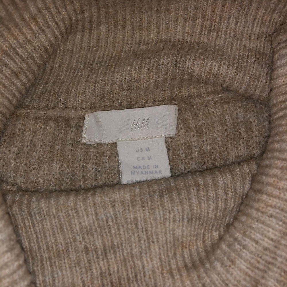Turtle neck - Picture 2 of 2